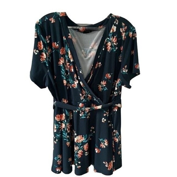 Torrid Green Floral Knit Crepe Peplum Faux Wrap Top Size 2 2X - Picture 4 of 9